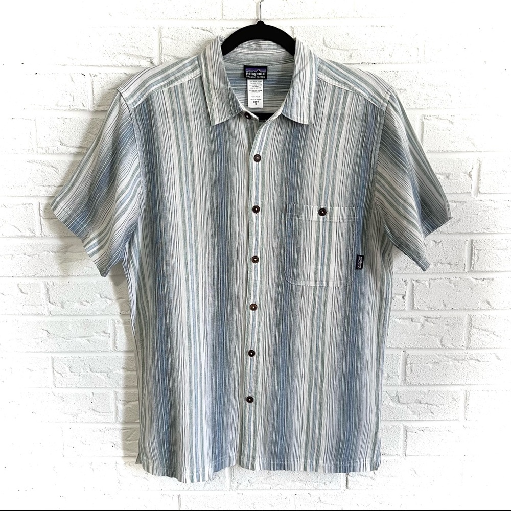 Patagonia Men’s Organic Cotton Textured Button Shirt Medium